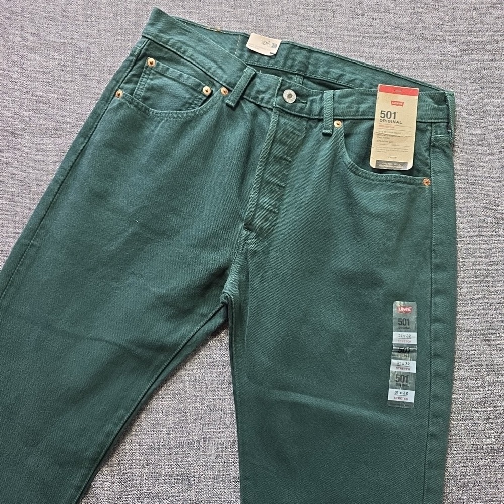 Levis 501 Original Fit Jeans Green 31x32 Straight Leg Button Fly Mens NWT - Picture 1 of 13